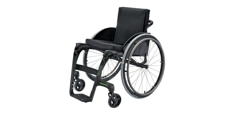 GIGANTEX MF015M Carbon-Rollstuhl mit Alu-Rückenlehne